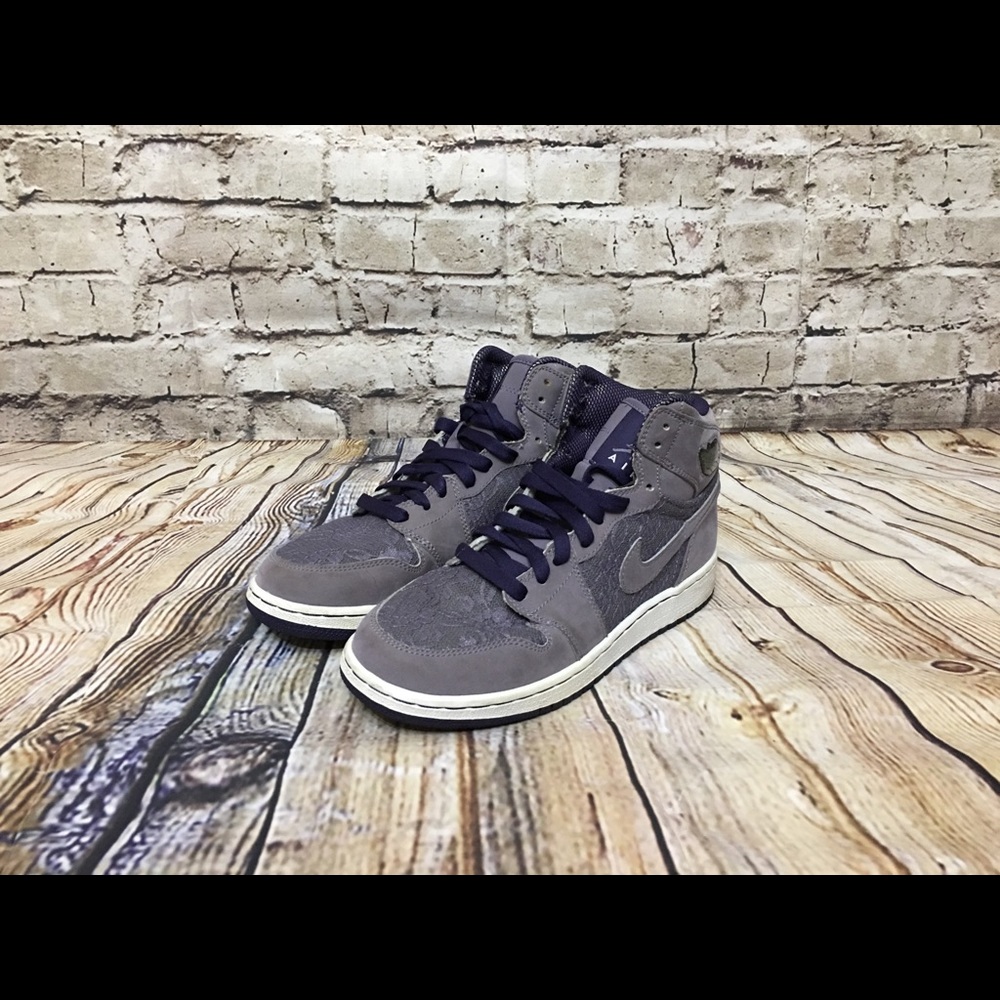 Air Jordan Retro 1 High